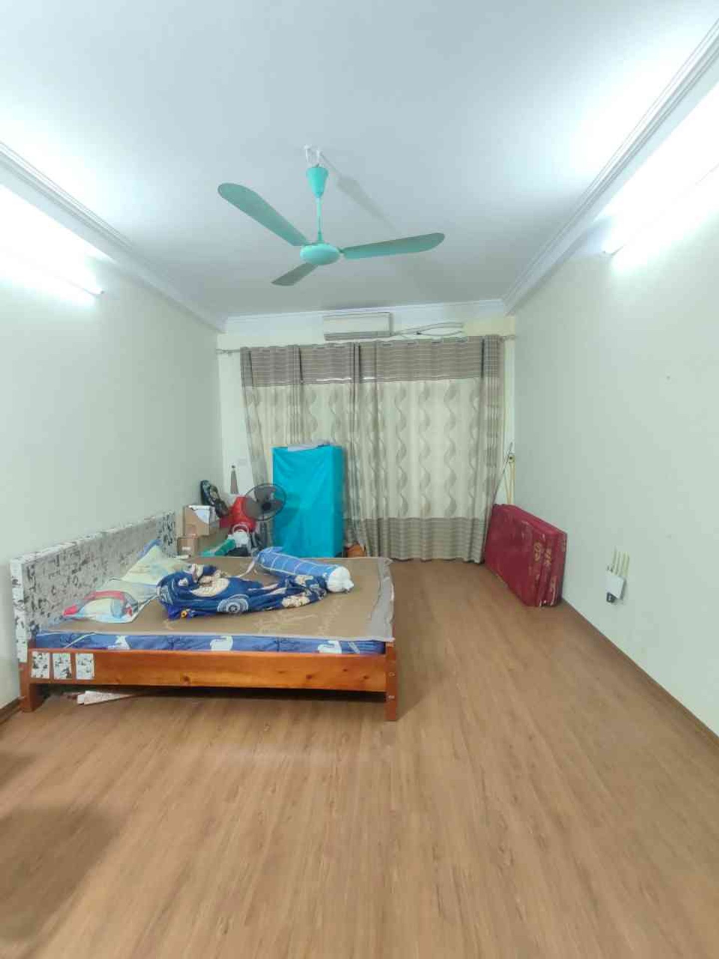 Bán nhà Trương Định - diện tích 55m2 5 tầng - Lô góc 3 mặt thoáng - giá 10,6 tỷ