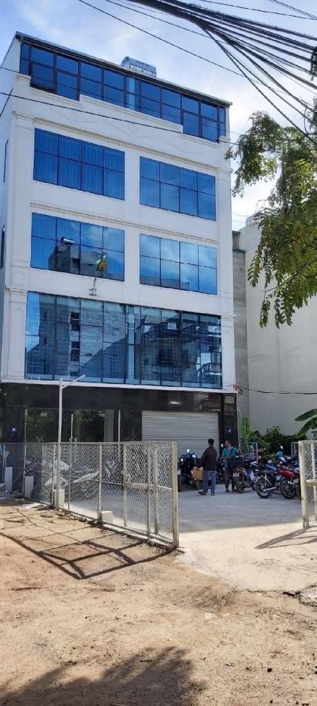 Bán nhà Bằng Liệt - diện tích 200m2 7 tầng - Ô tô tránh - giá 45 tỷ