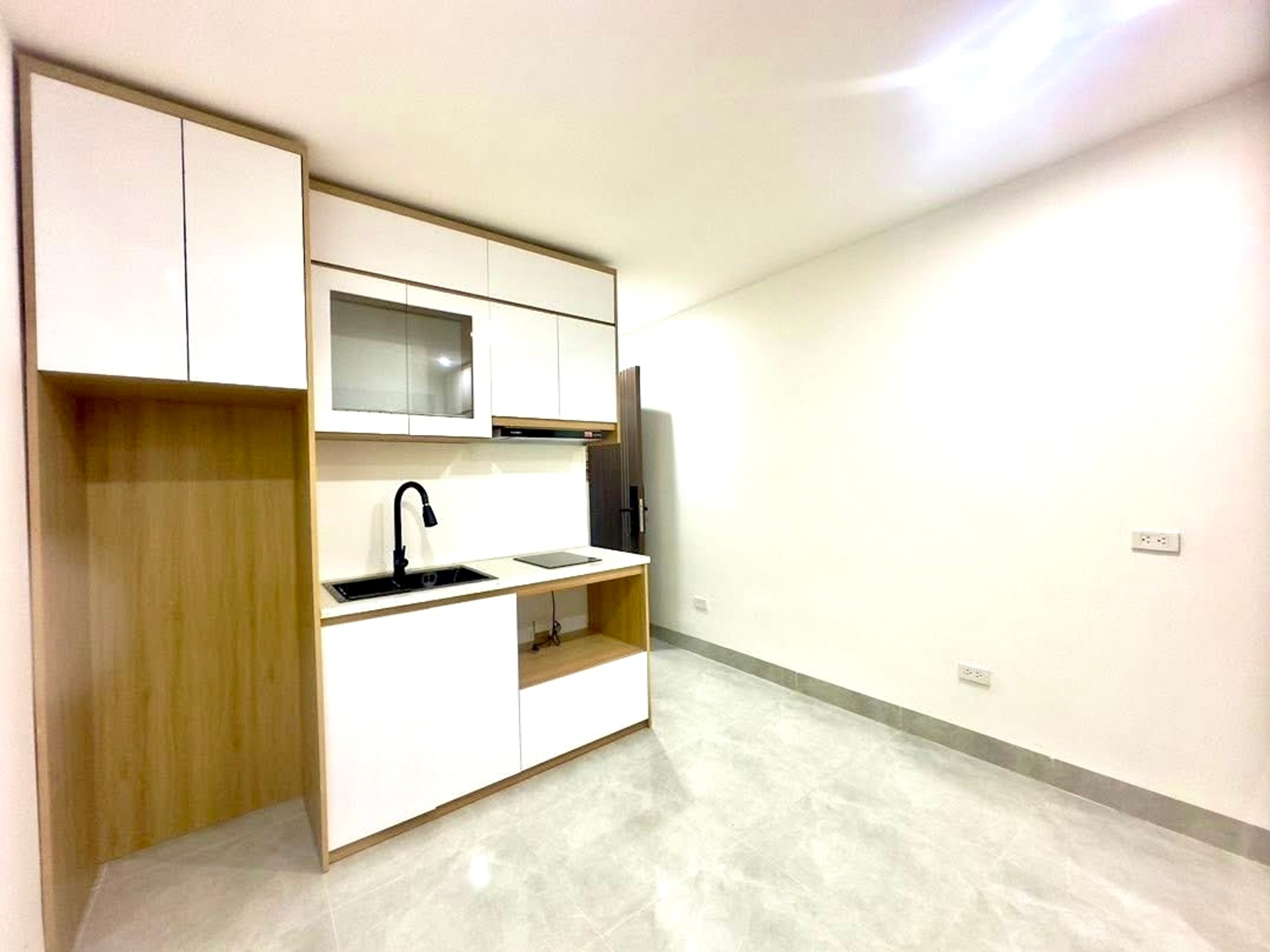 Bán nhà Nguyễn An Ninh - diện tích 48m2 6 tầng - Nhà xây mới từ móng siêu đẹp - giá 19,5 tỷ