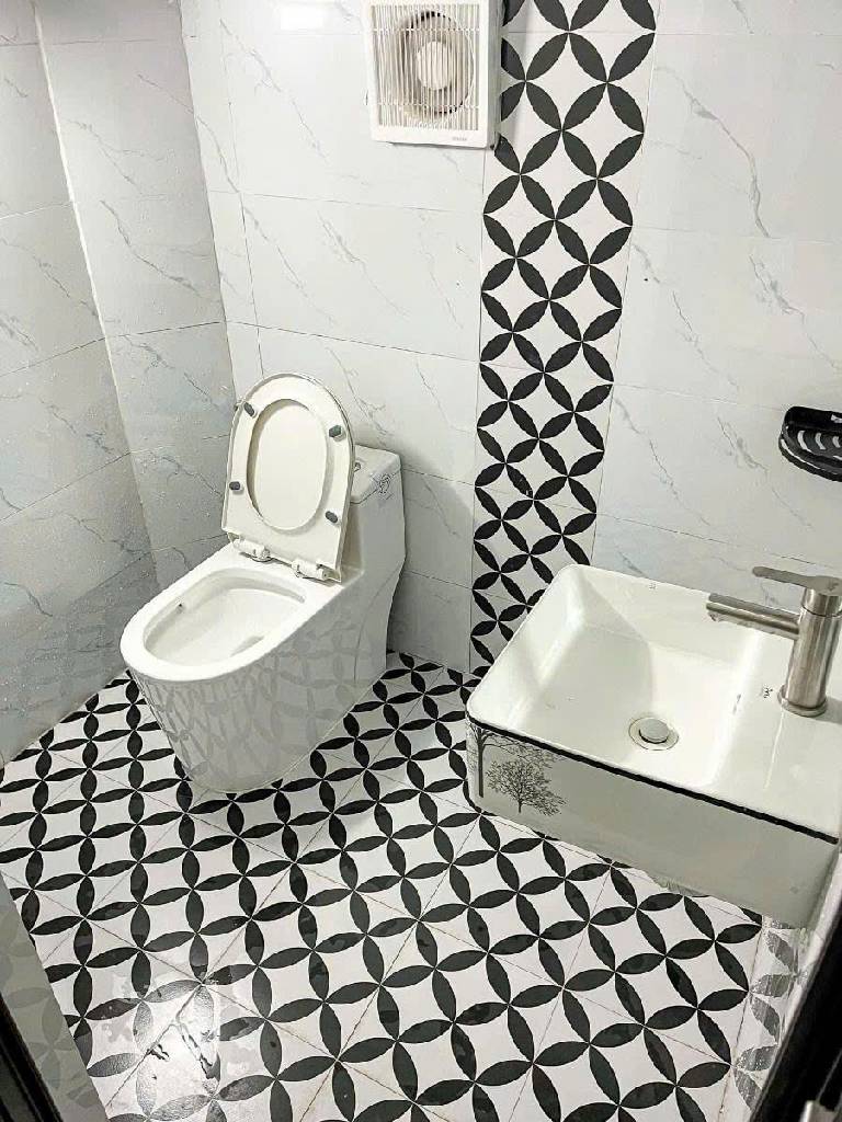 Bán nhà Hoàng Mai - diện tích 47m2 5 tầng - Ô tô đỗ ngay trước cổng - giá 8,4 tỷ