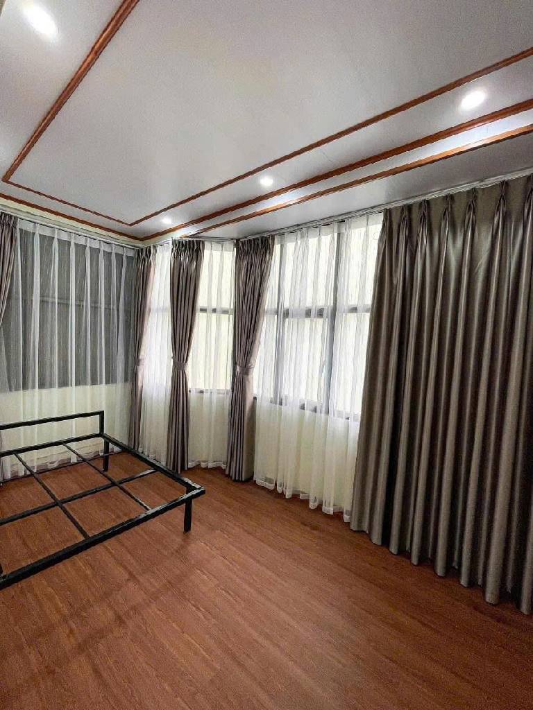Bán nhà Hoàng Mai - diện tích 47m2 5 tầng - Ô tô đỗ ngay trước cổng - giá 8,4 tỷ