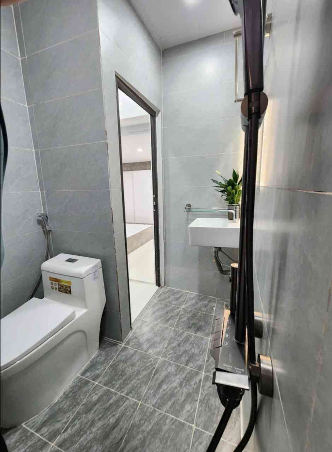 Bán nhà Lê Gia Đỉnh - diện tích 50m2 1 tầng - ô tô đỗ chân cầu thang - giá 3,65 tỷ