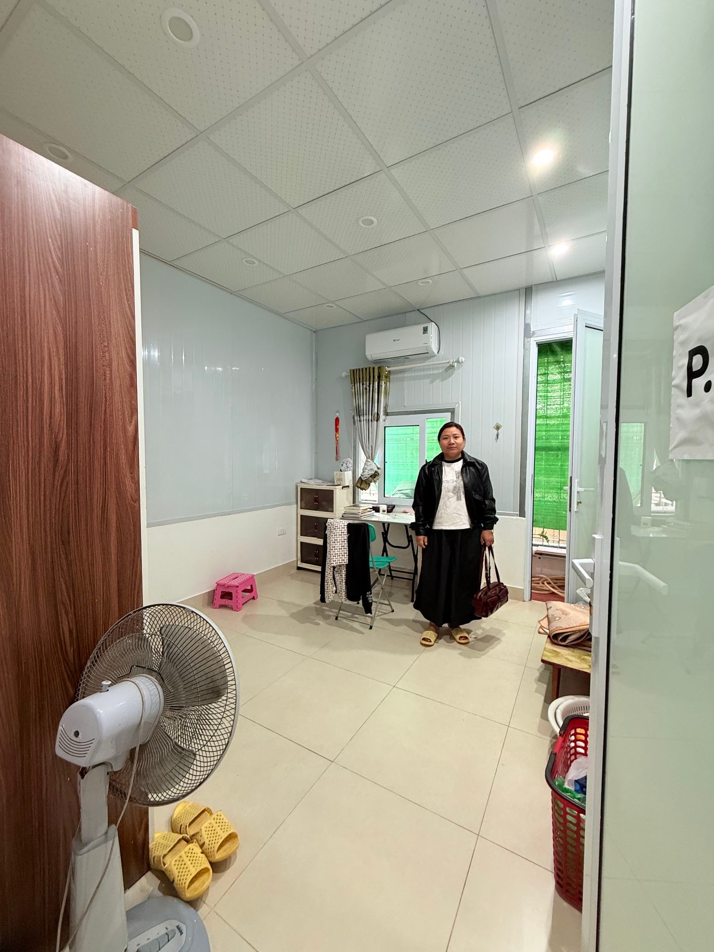 Bán nhà Kim Ngưu - diện tích 35m2 4 tầng - Gần phố, ô tô tránh - giá 10 tỷ
