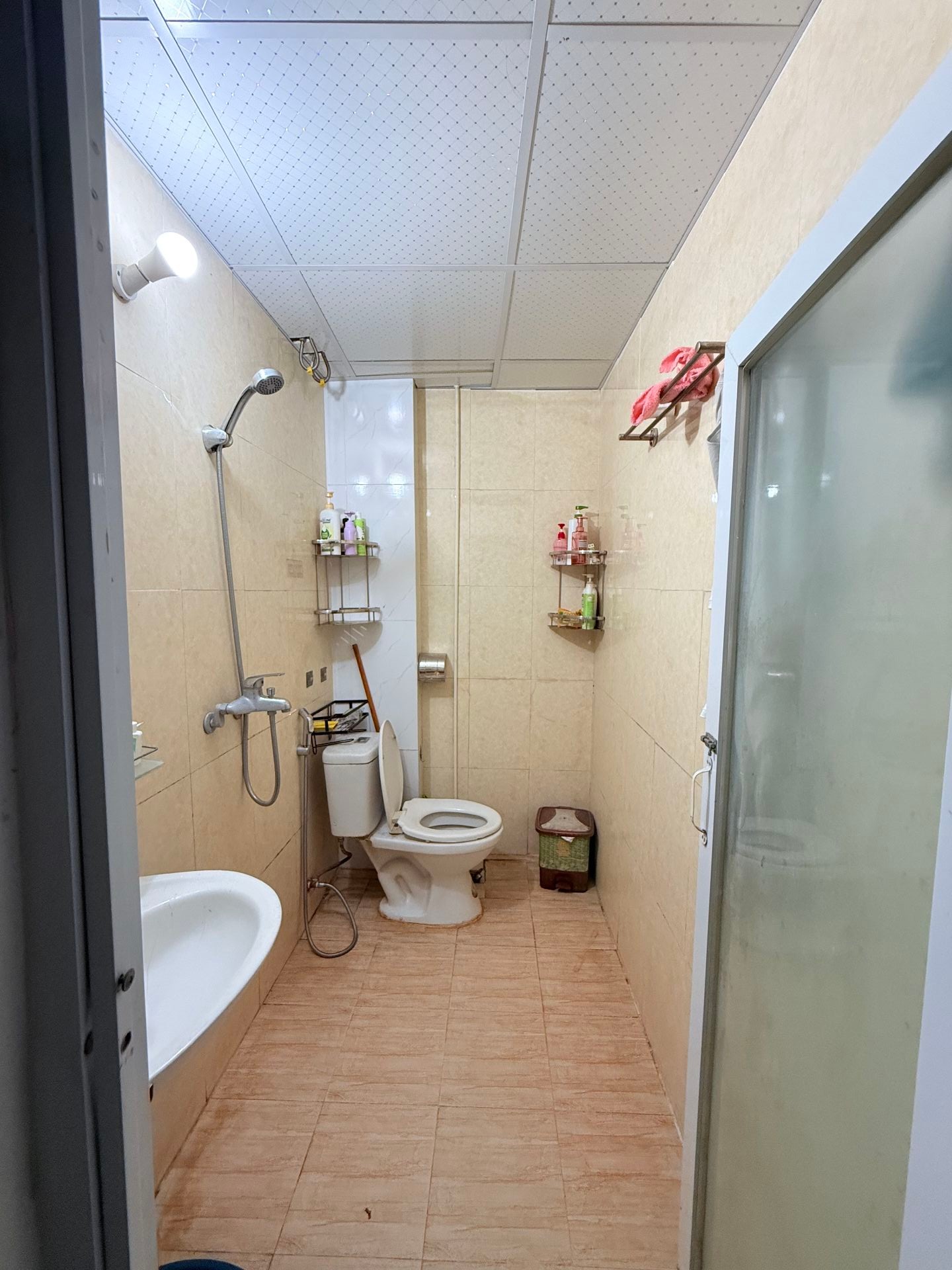 Bán nhà Kim Ngưu - diện tích 35m2 4 tầng - Gần phố, ô tô tránh - giá 10 tỷ