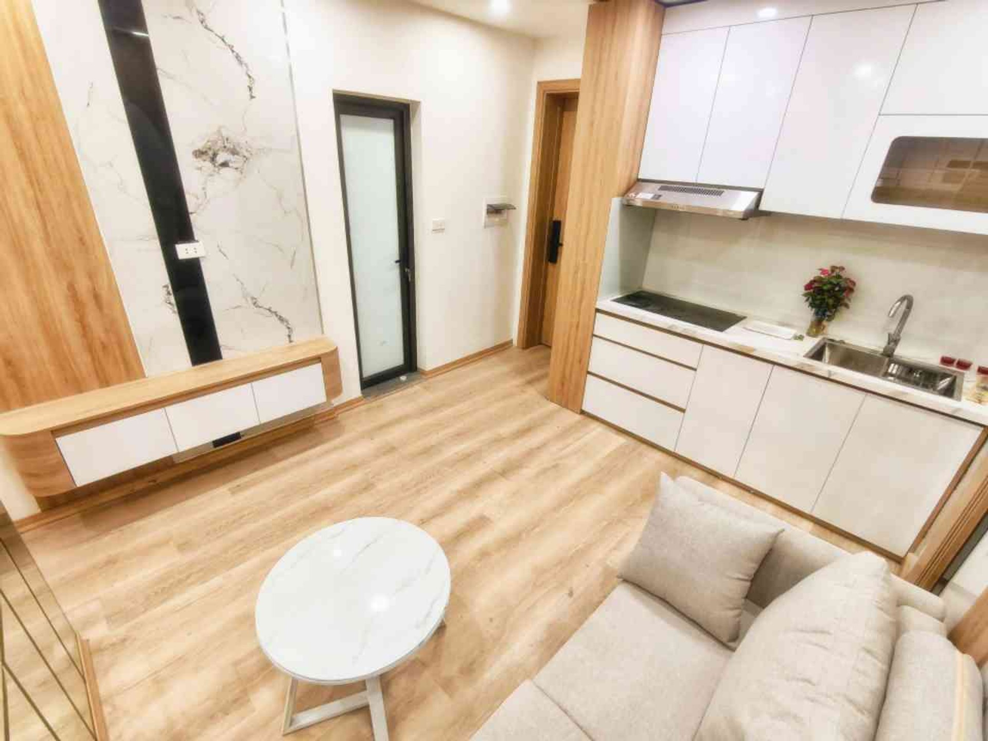 Bán nhà Quỳnh Lôi - diện tích 56m2 1 tầng - Ô tô tránh - giá 2,9 tỷ