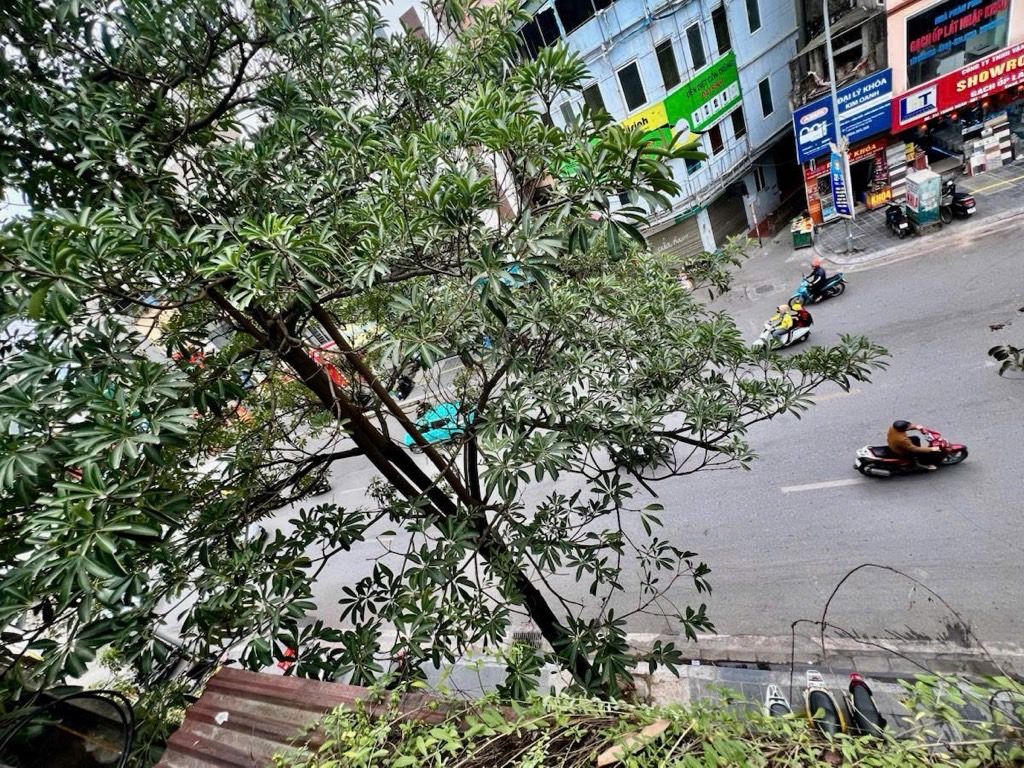 Bán nhà Thanh Nhàn - diện tích 198m2 5 tầng - Nhà mặt phố trung tâm - giá 108 tỷ