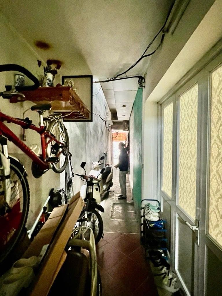 Bán nhà Thanh Nhàn - diện tích 198m2 5 tầng - Nhà mặt phố trung tâm - giá 108 tỷ