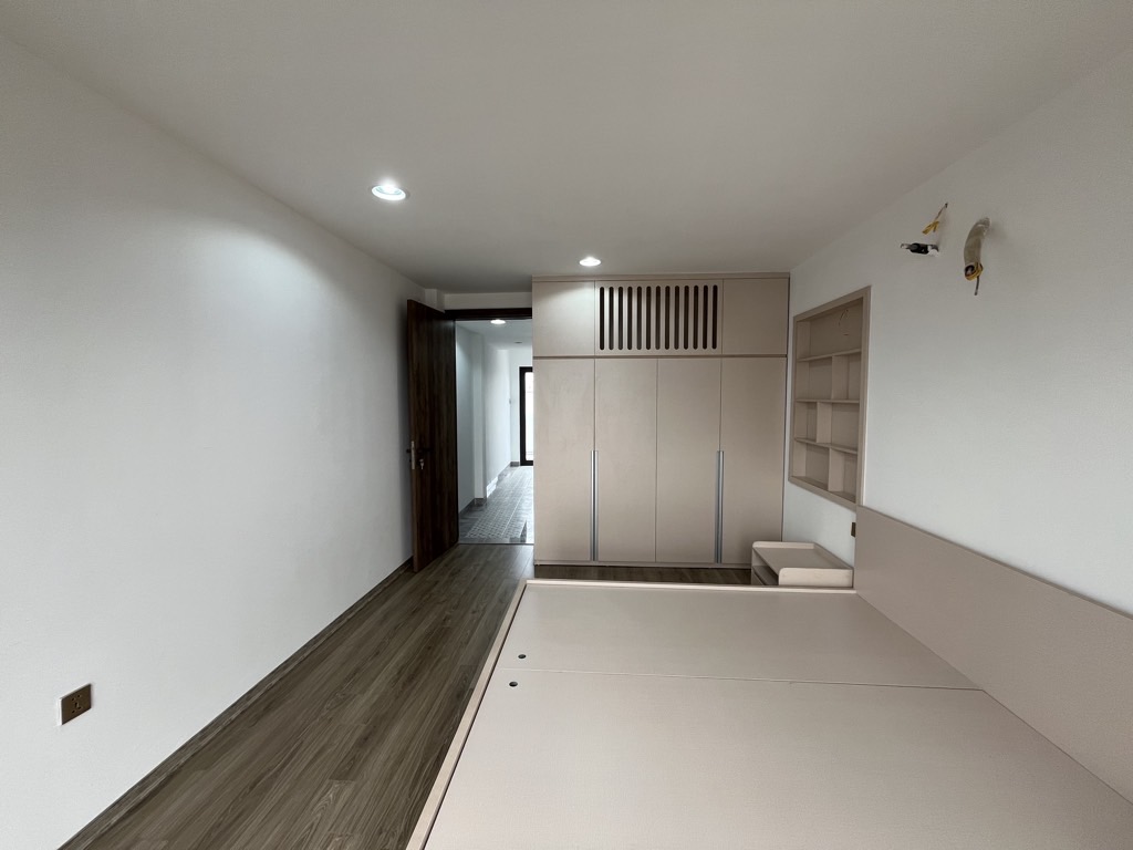 Bán nhà Văn Chương - diện tích 83,4m2 8 tầng - ô tô tránh - giá 25 tỷ