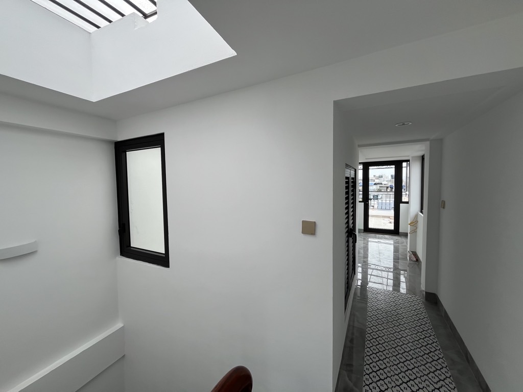 Bán nhà Văn Chương - diện tích 83,4m2 8 tầng - ô tô tránh - giá 25 tỷ