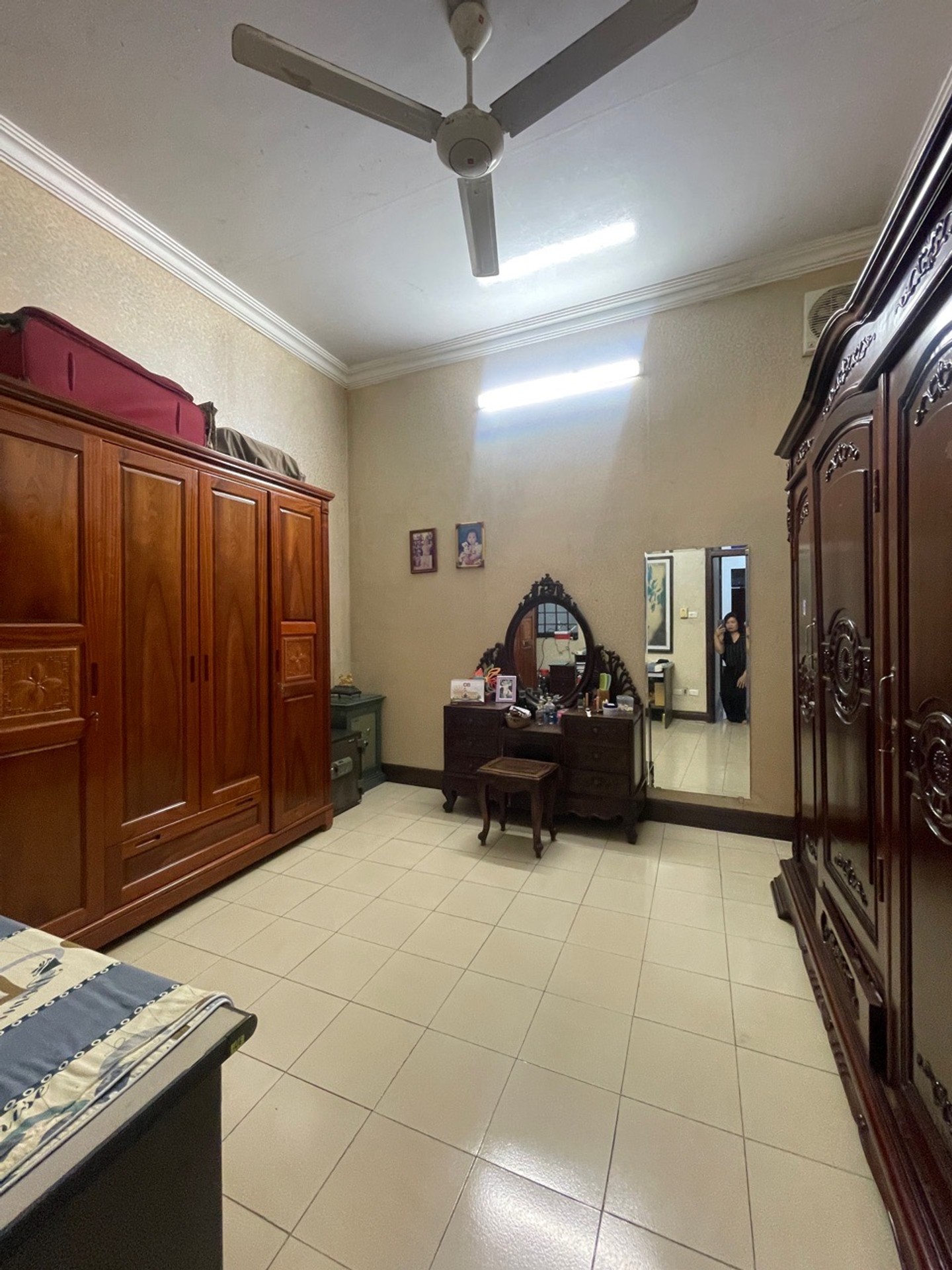 Bán nhà Giáp Bát - diện tích 72m2 4 tầng - nhà đẹp hiếm có - giá 13,5 tỷ