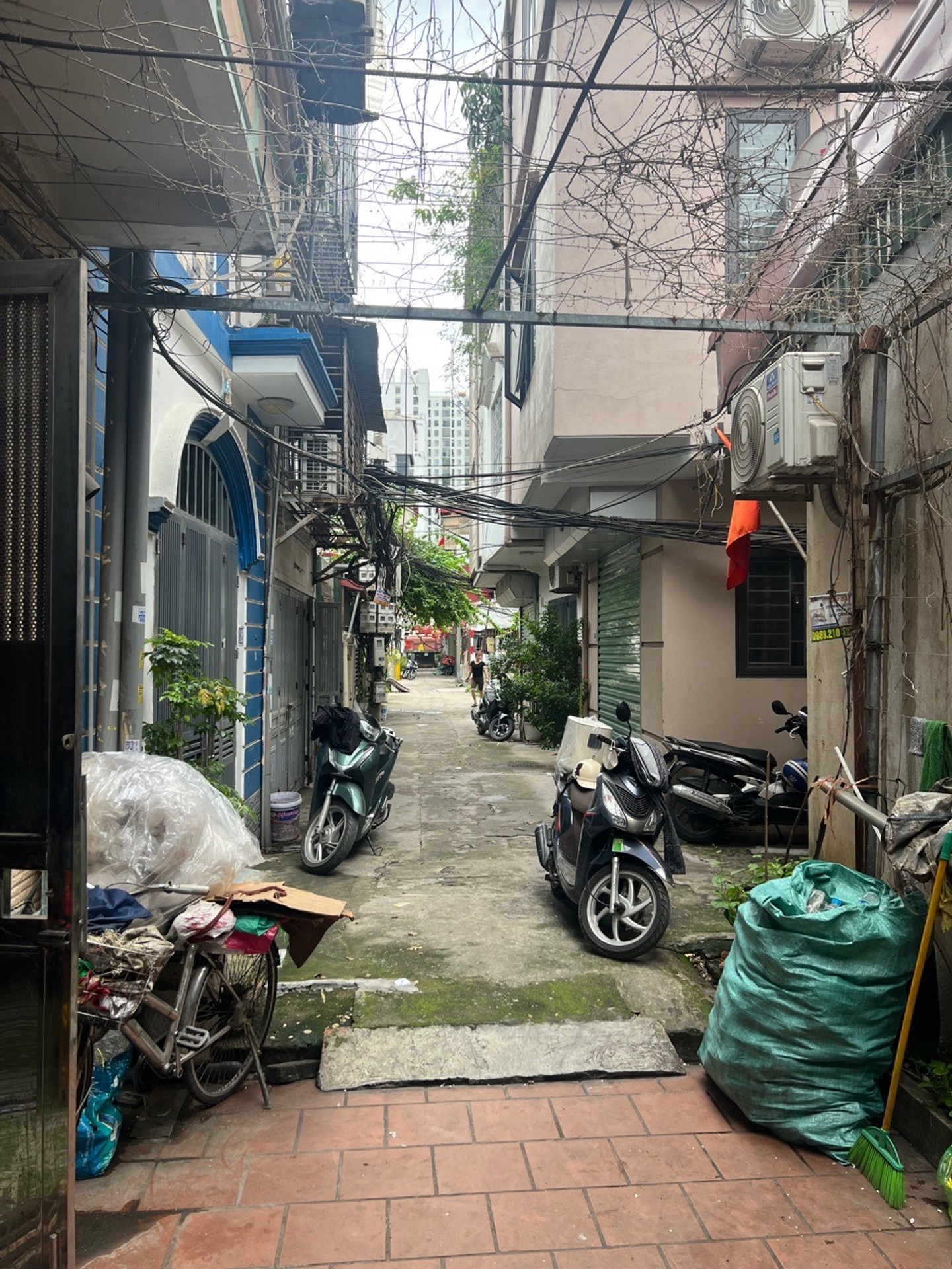Bán nhà Giải Phóng - diện tích 55m2 2 tầng - Ô tô đỗ cửa - giá 3,5 tỷ