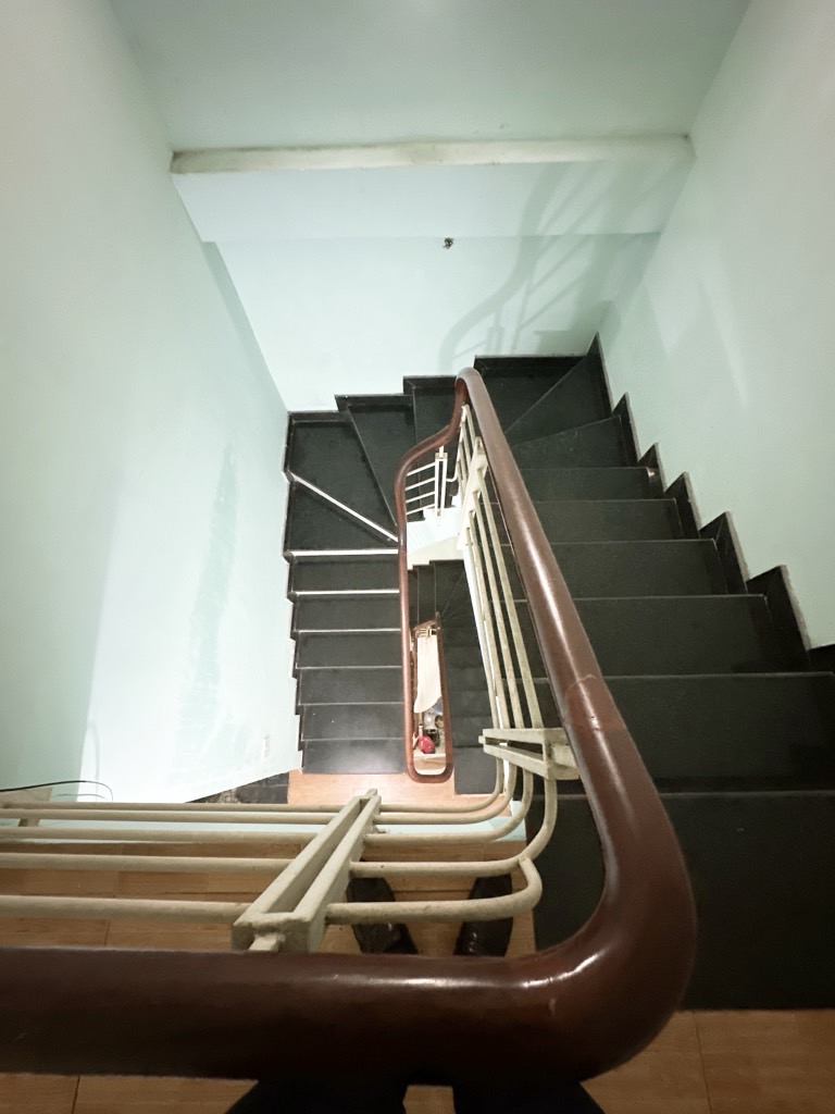 Bán nhà Hoàng Mai - diện tích 70m2 3 tầng - ô tô vào nhà - giá 9,5 tỷ