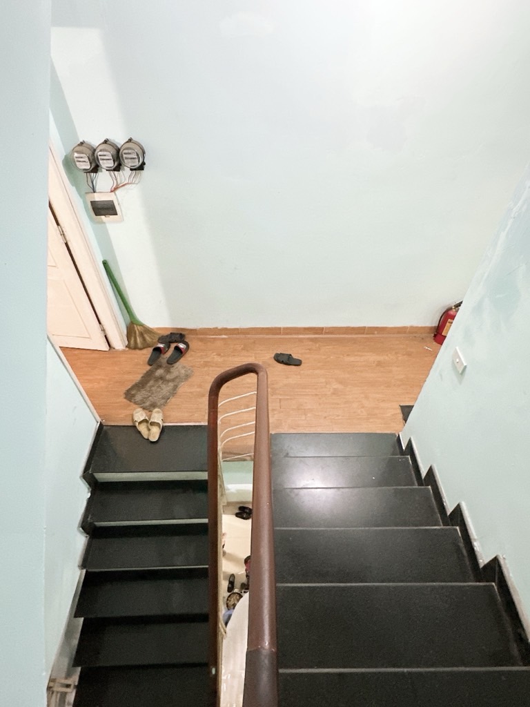 Bán nhà Hoàng Mai - diện tích 70m2 3 tầng - ô tô vào nhà - giá 9,5 tỷ