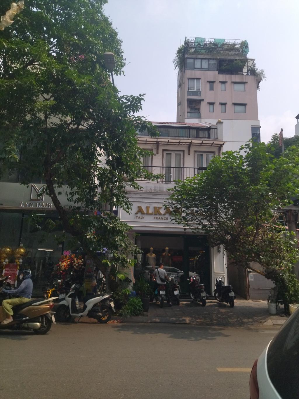 Bán nhà Tô Hiến Thành - diện tích 40m2 1 tầng - Nhà đẹp như khách sạn - giá 8,8 tỷ