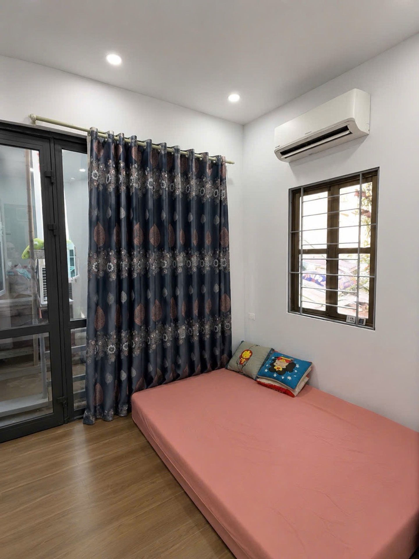 Bán nhà Hai Bà Trưng - diện tích 25m2 3 tầng - Ô TÔ TRÁNH - giá 4 tỷ