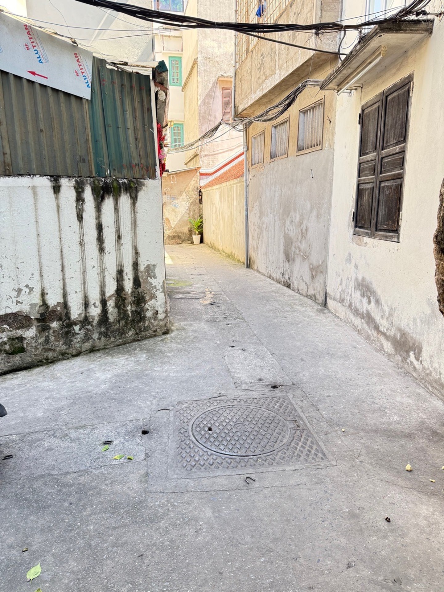 Bán nhà Hai Bà Trưng - diện tích 25m2 3 tầng - Ô TÔ TRÁNH - giá 4 tỷ