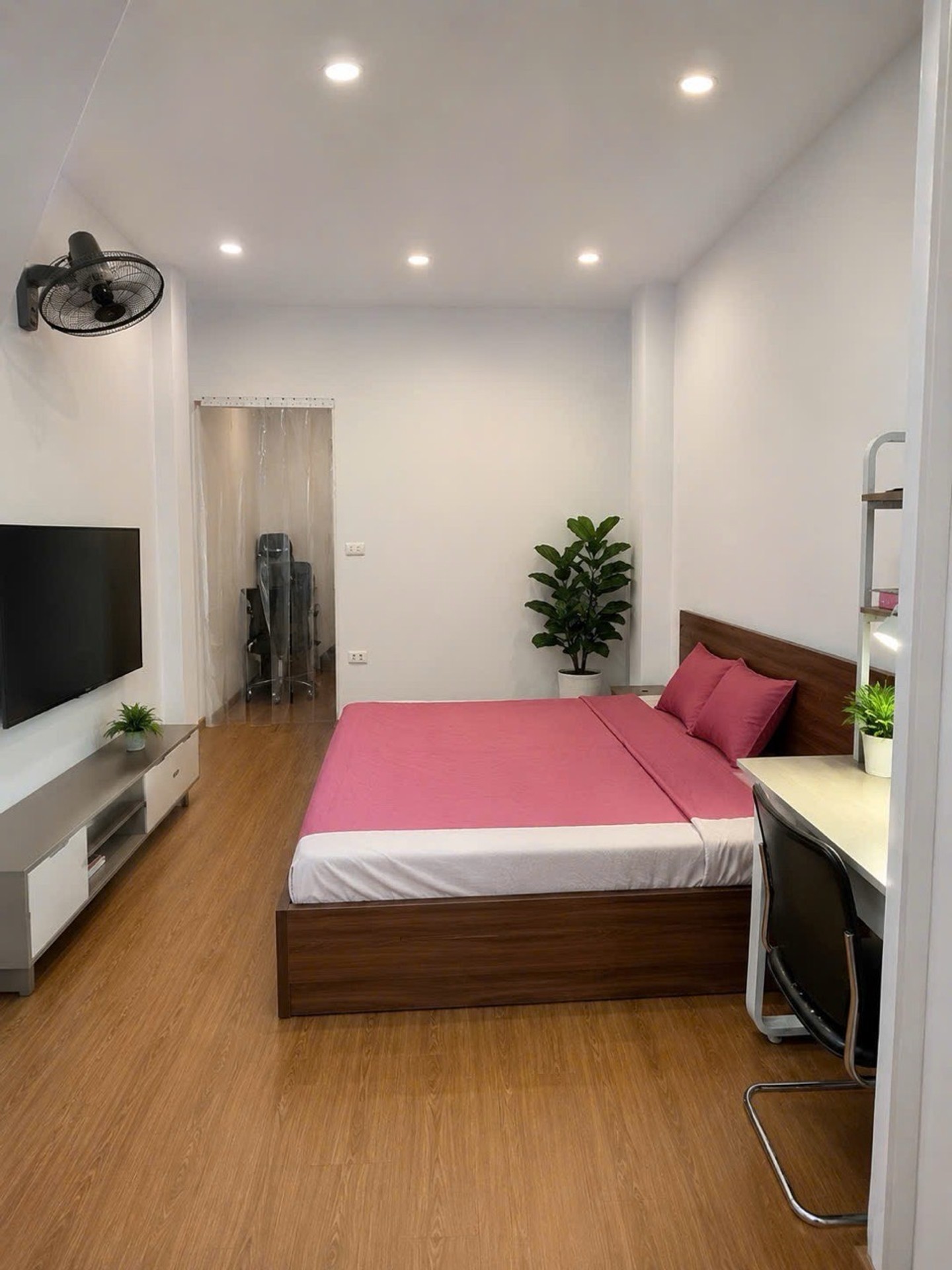 Bán nhà Hai Bà Trưng - diện tích 25m2 3 tầng - Ô TÔ TRÁNH - giá 4 tỷ