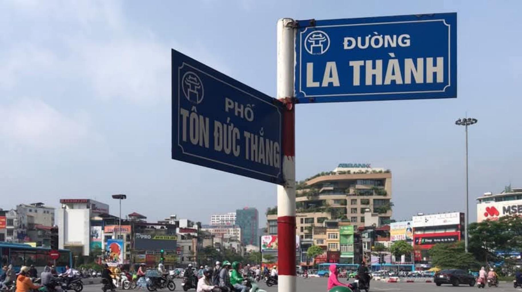 Bán nhà La Thành - diện tích 74m2 2 tầng - lô góc 3 mặt thoáng - giá 37,5 tỷ