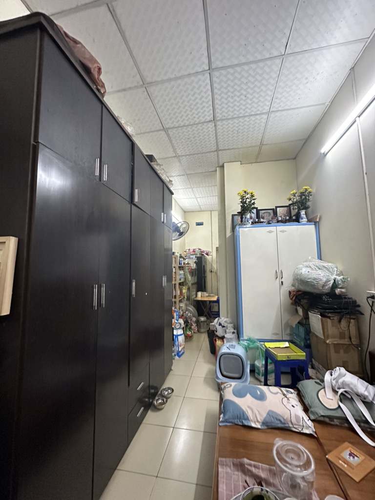 Bán nhà Phố Huế - diện tích 81.3m2 1 tầng - Mặt phố VIP - giá 60,9 tỷ