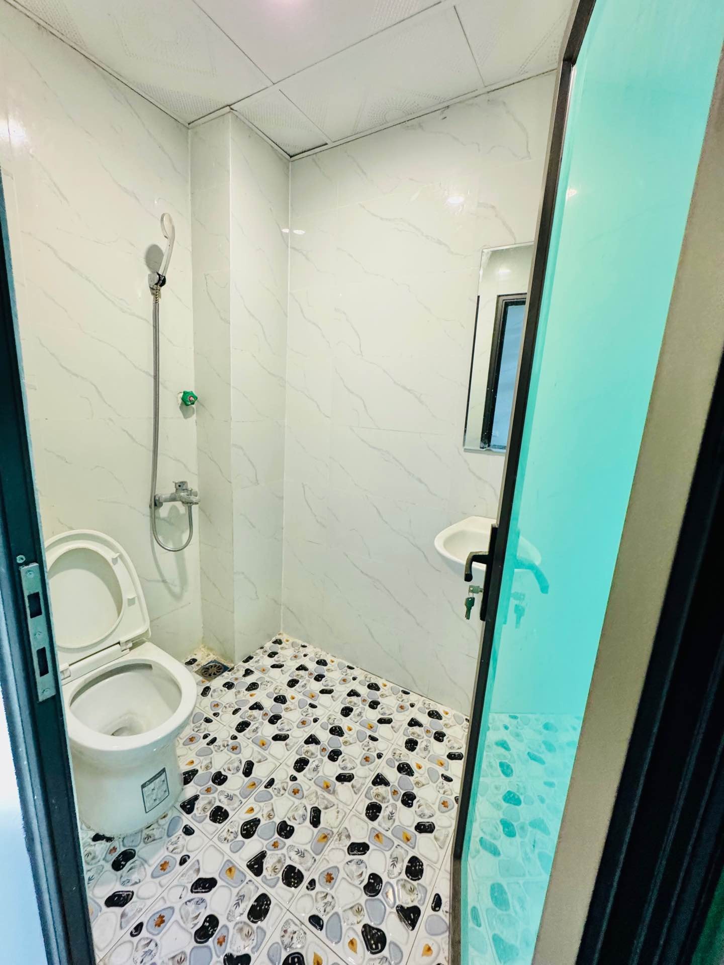 Bán nhà Định Công Thượng - diện tích 45m2 2 tầng - Nhà xây mới, ngõ thông, thoáng sáng - giá 2,48 tỷ