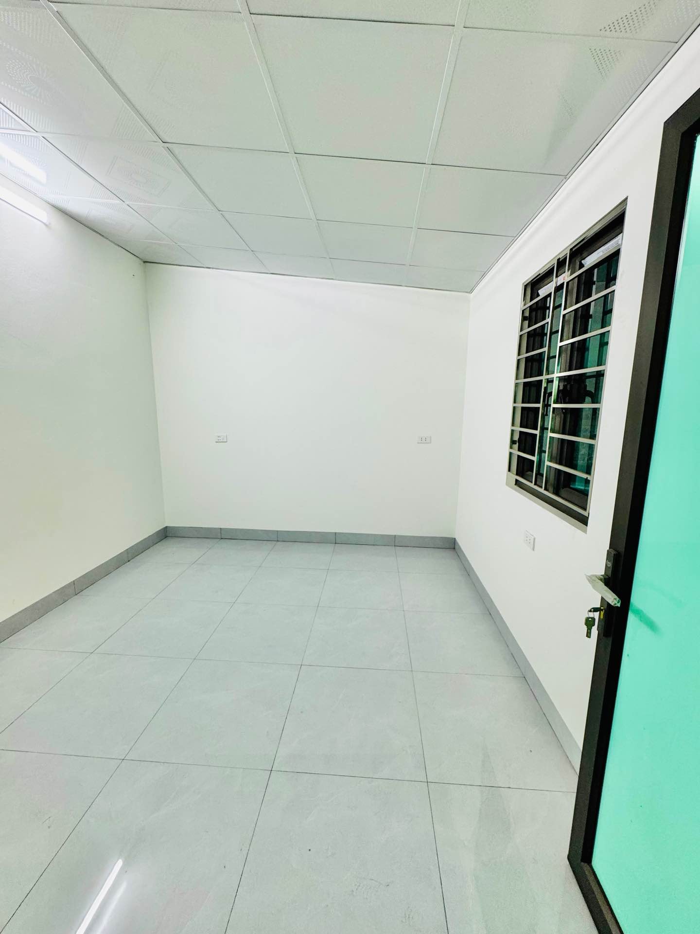 Bán nhà Định Công Thượng - diện tích 45m2 2 tầng - Nhà xây mới, ngõ thông, thoáng sáng - giá 2,48 tỷ