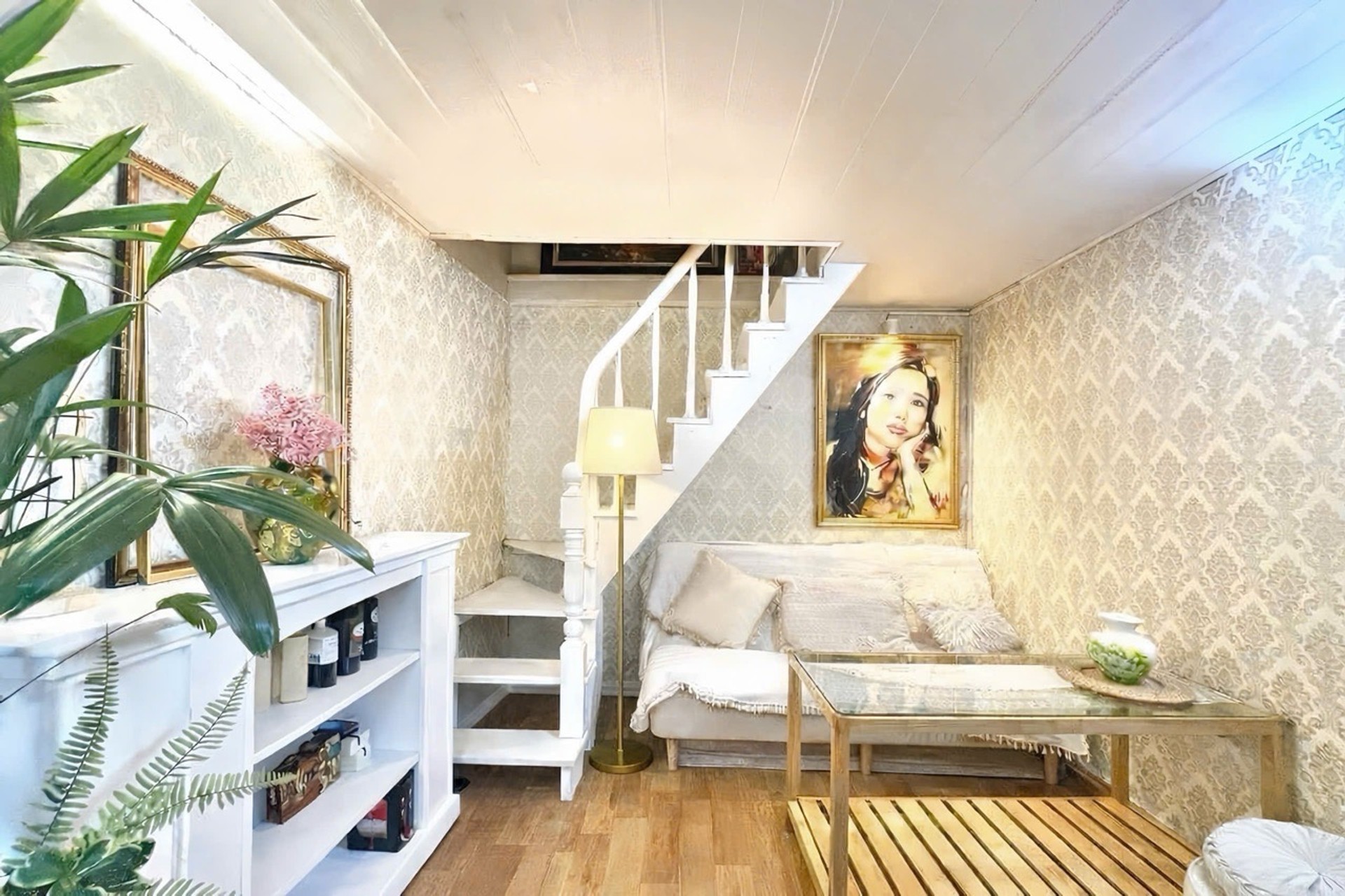 Bán nhà Nguyễn Bỉnh Khiêm - diện tích 150m2 3 tầng - Nhà biệt thự mặt phố - giá 18,5 tỷ