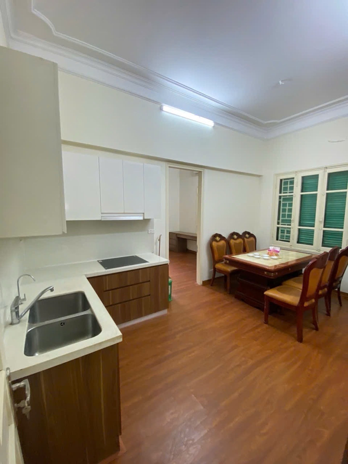 Bán nhà Nguyễn Bỉnh Khiêm - diện tích 150m2 3 tầng - Nhà biệt thự mặt phố - giá 18,5 tỷ