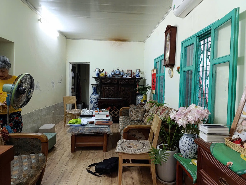 Bán nhà Hồng Mai - diện tích 83.8m2 1 tầng - Ngõ 1 ô tô - giá 26,2 tỷ