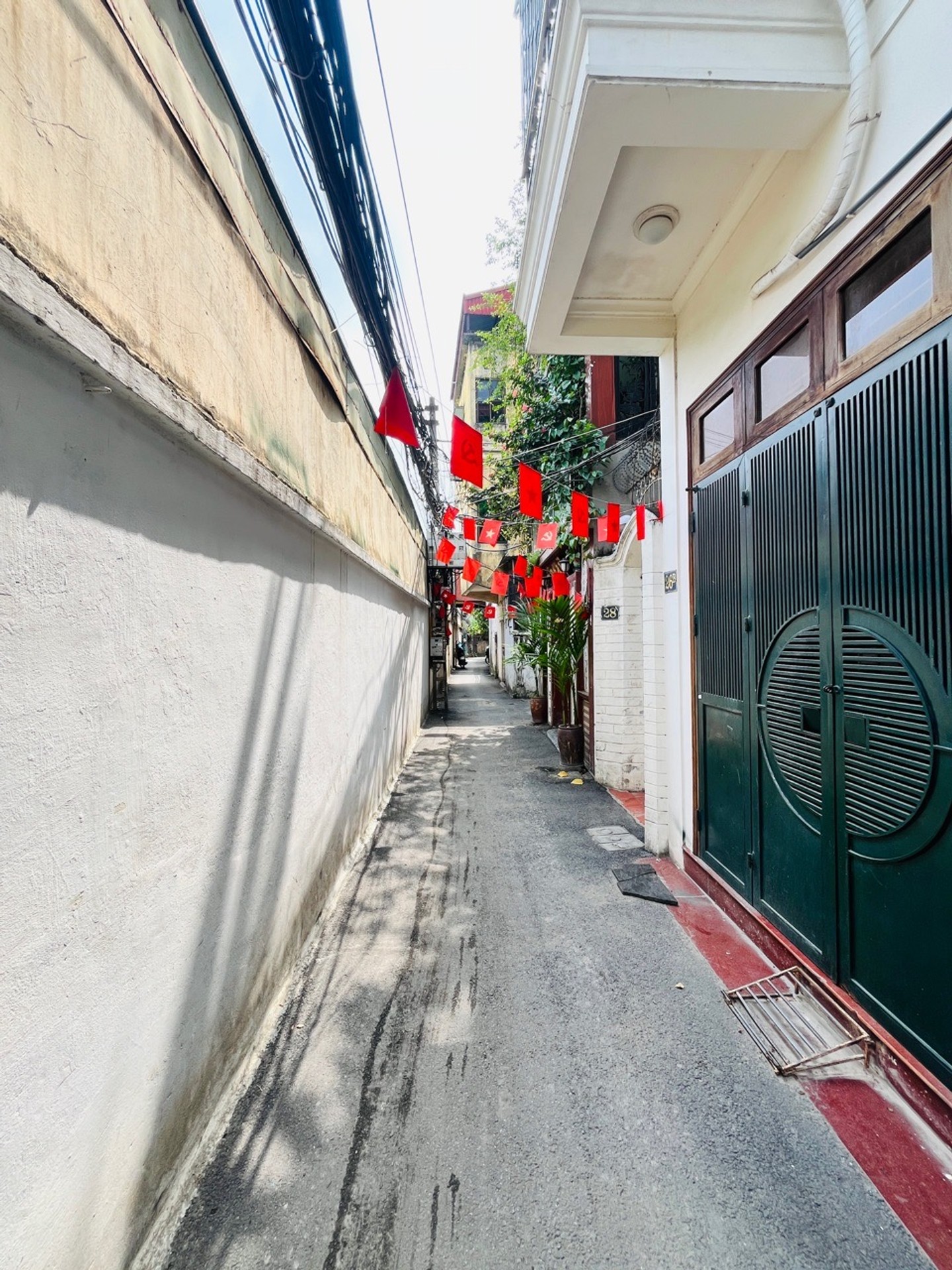 Bán nhà Cự Lộc - diện tích 38m2 4 tầng - Nhà đẹp hiếm có - giá Nhỉnh 12 tỷ