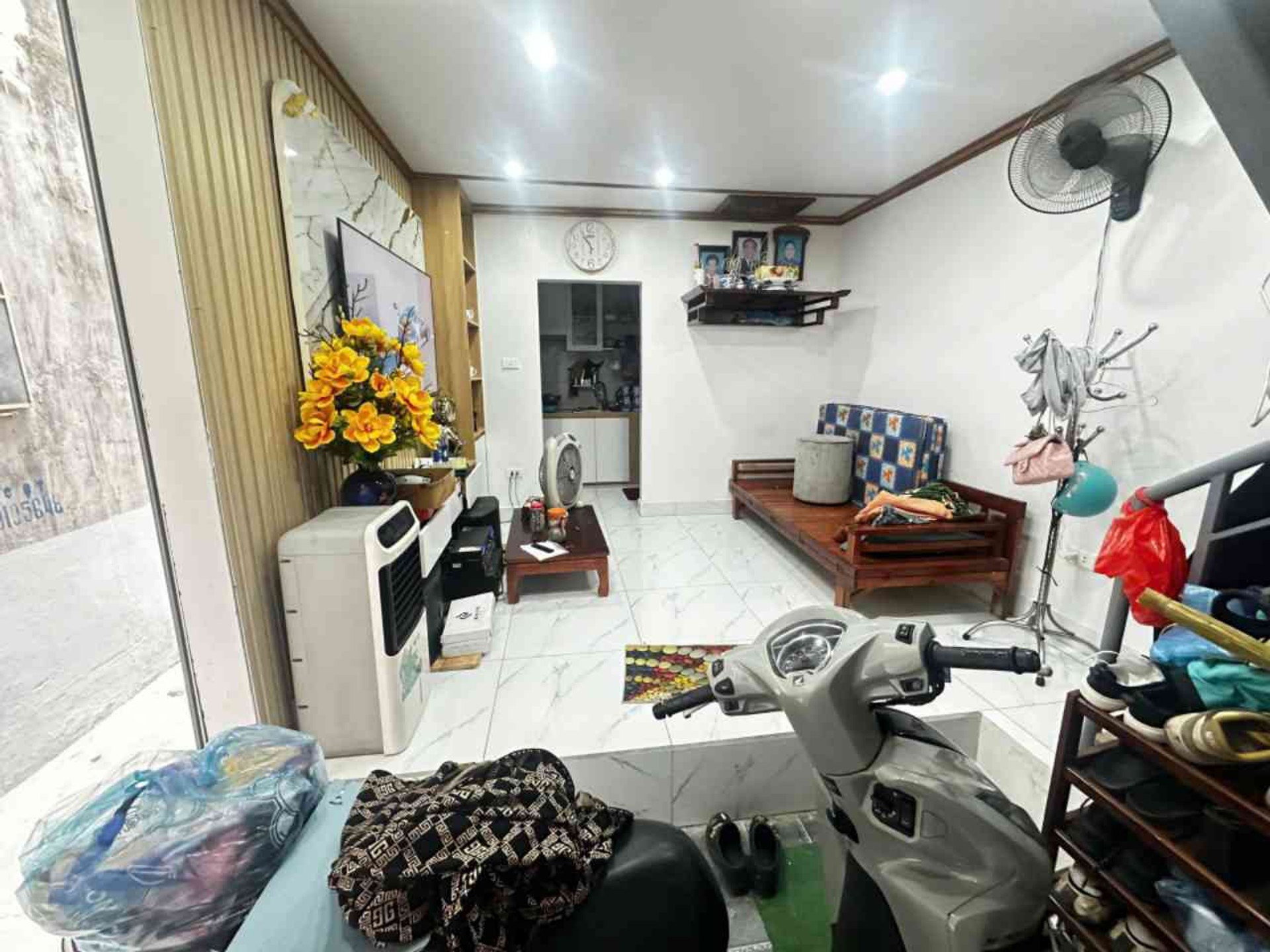 Bán nhà Vĩnh Hưng - diện tích 22m2 2 tầng - Gần ô tô - giá 2,65 tỷ