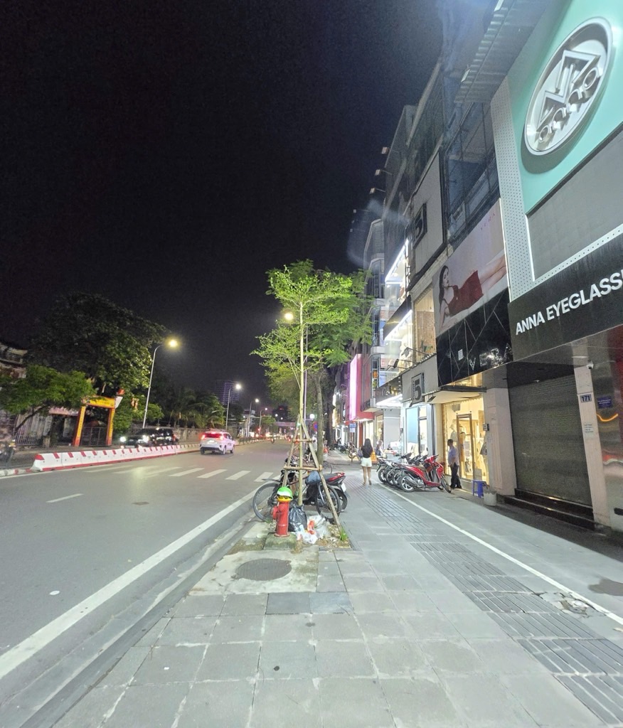 Bán nhà Chùa Bộc - diện tích 42m2 5 tầng - MẶT PHỐ SIÊU VIP - giá 42 tỷ