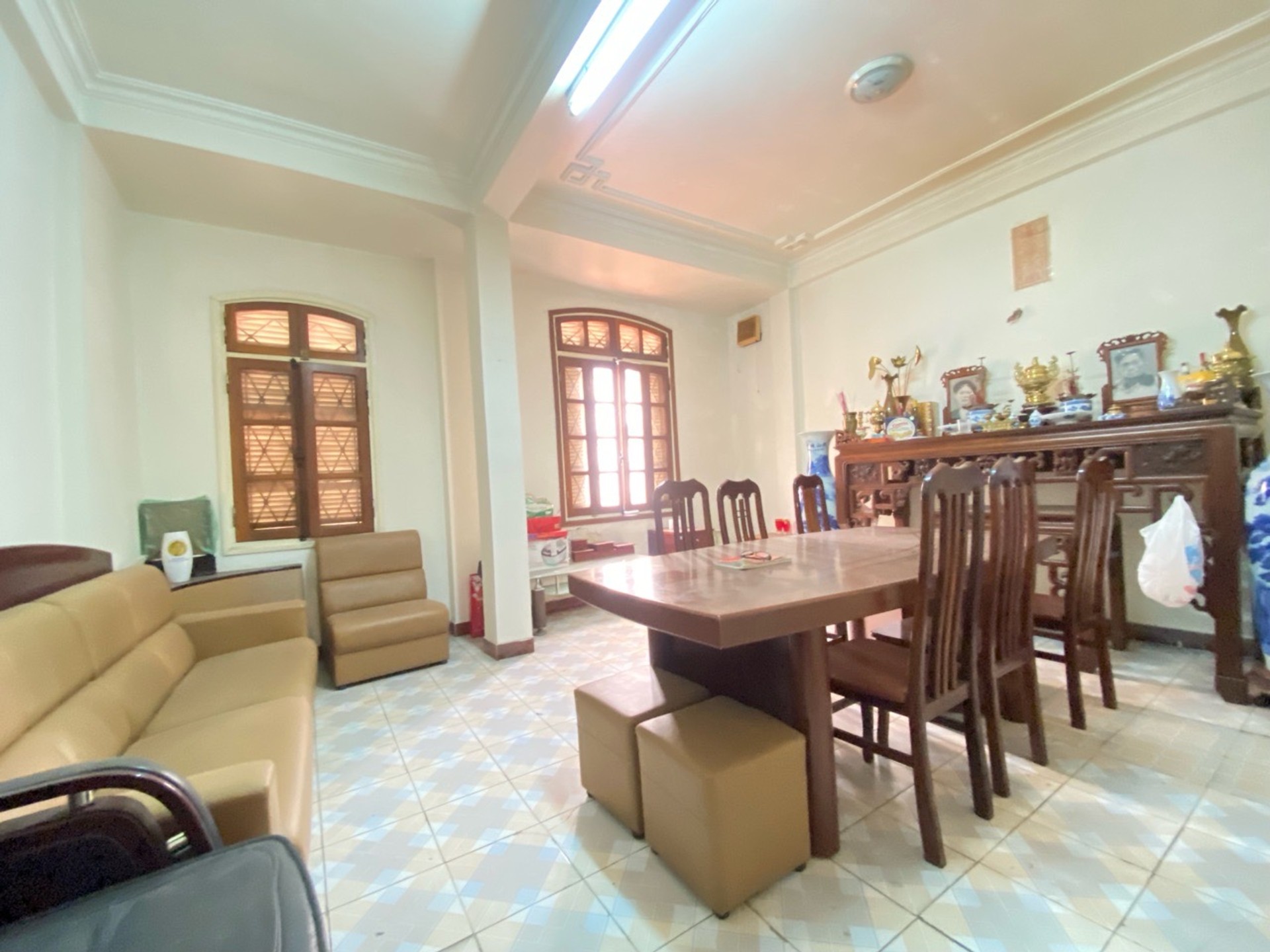 Bán nhà Pháo Đài Láng - diện tích 44m2 5 tầng - Ngõ ô tô kinh doanh - giá 12,9 tỷ