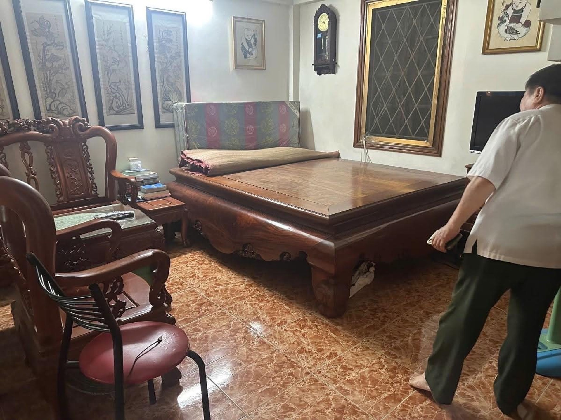 Bán nhà Pháo Đài Láng - diện tích 44m2 5 tầng - Ngõ ô tô kinh doanh - giá 12,9 tỷ