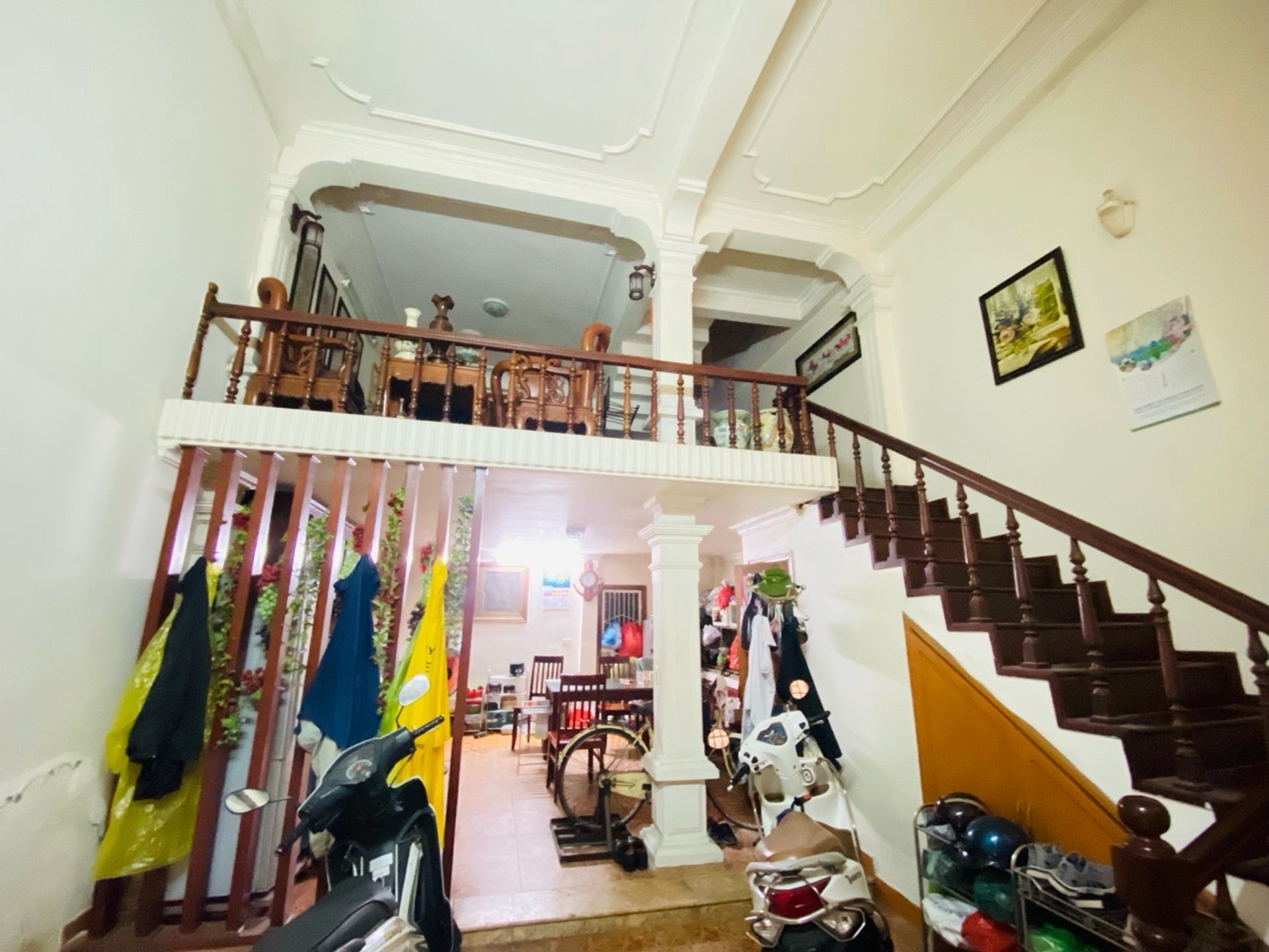 Bán nhà Pháo Đài Láng - diện tích 44m2 5 tầng - Ngõ ô tô kinh doanh - giá 12,9 tỷ