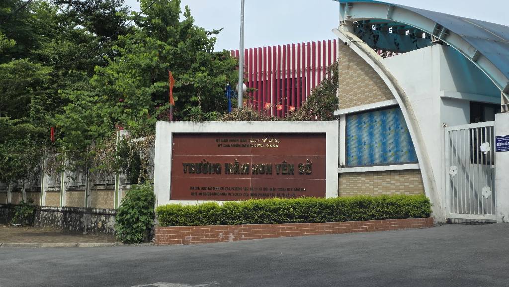 Bán nhà Hưng Thịnh - diện tích 80m2 6 tầng - Lô góc 2 mặt thoáng - giá 31 tỷ