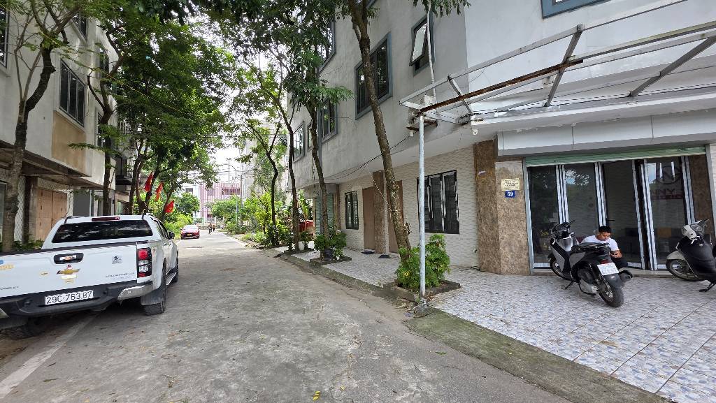 Bán nhà Hưng Thịnh - diện tích 80m2 6 tầng - Lô góc 2 mặt thoáng - giá 31 tỷ