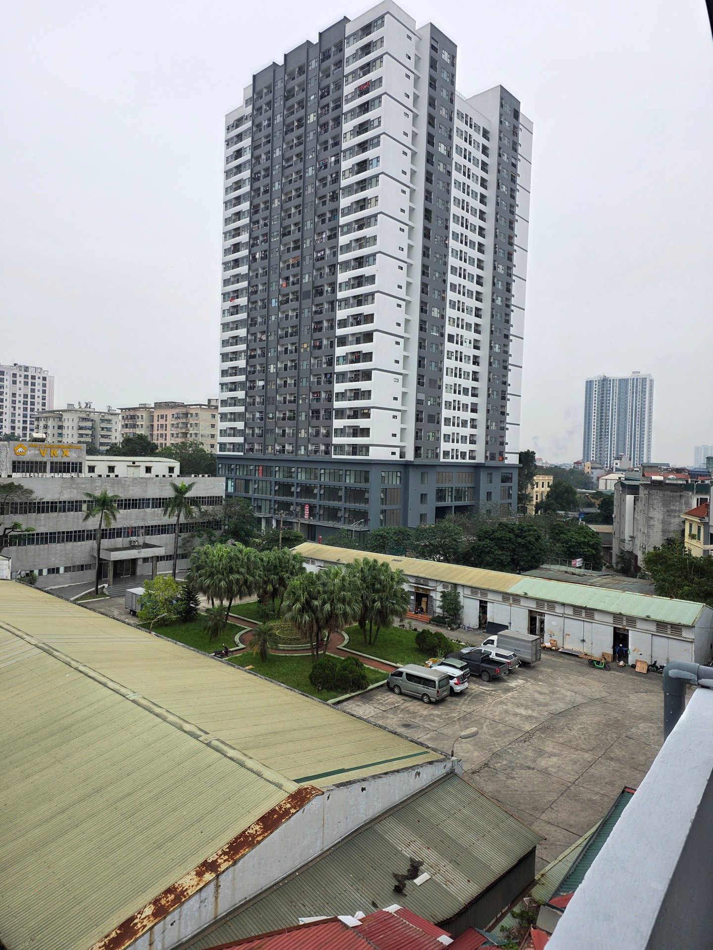 Bán nhà Ngọc Hồi - diện tích 40m2 6 tầng - Nhà mới đẹp lung linh, thang máy - giá 9 tỷ