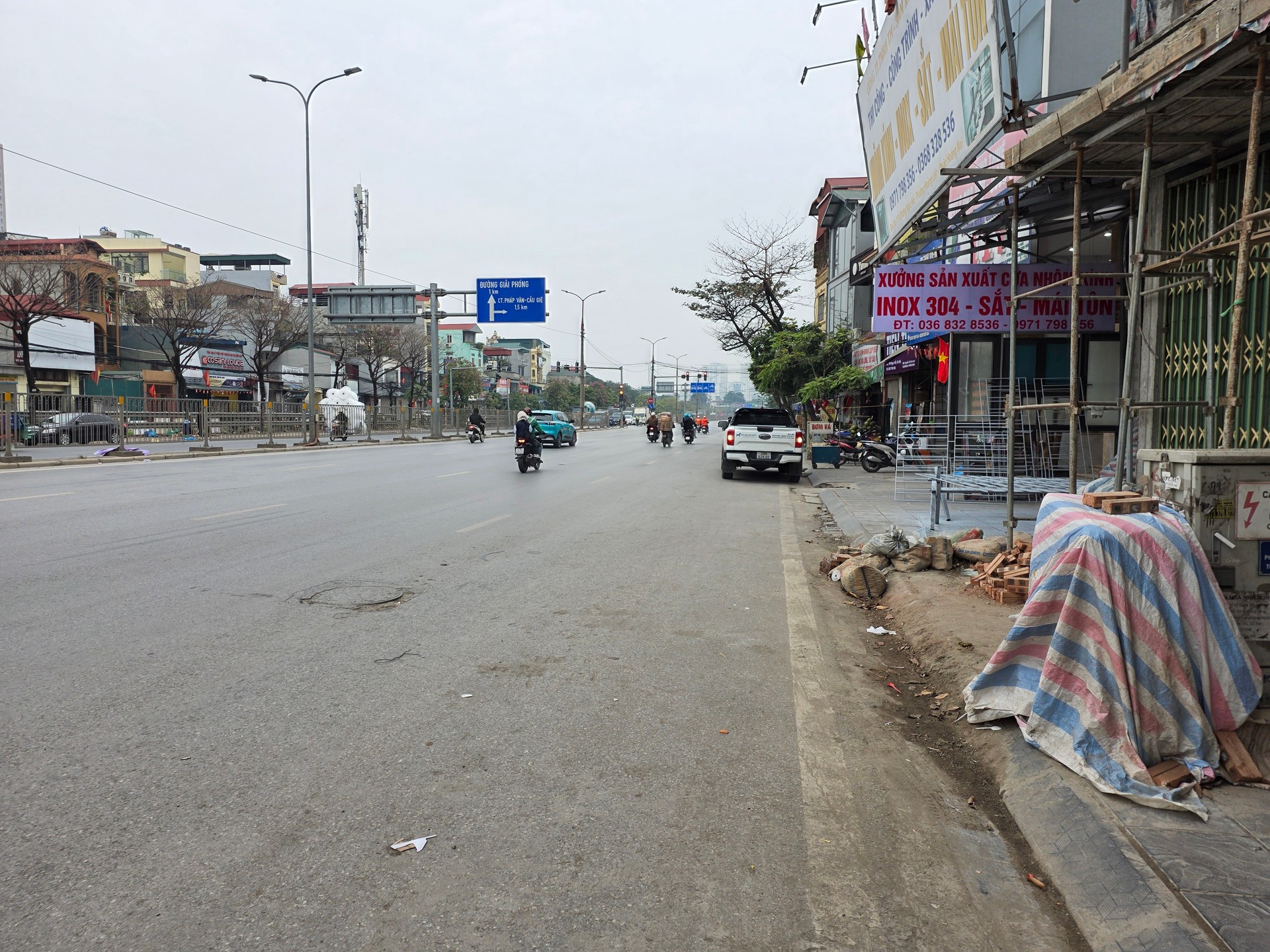 Bán nhà Ngọc Hồi - diện tích 40m2 6 tầng - Nhà mới đẹp lung linh, thang máy - giá 9 tỷ