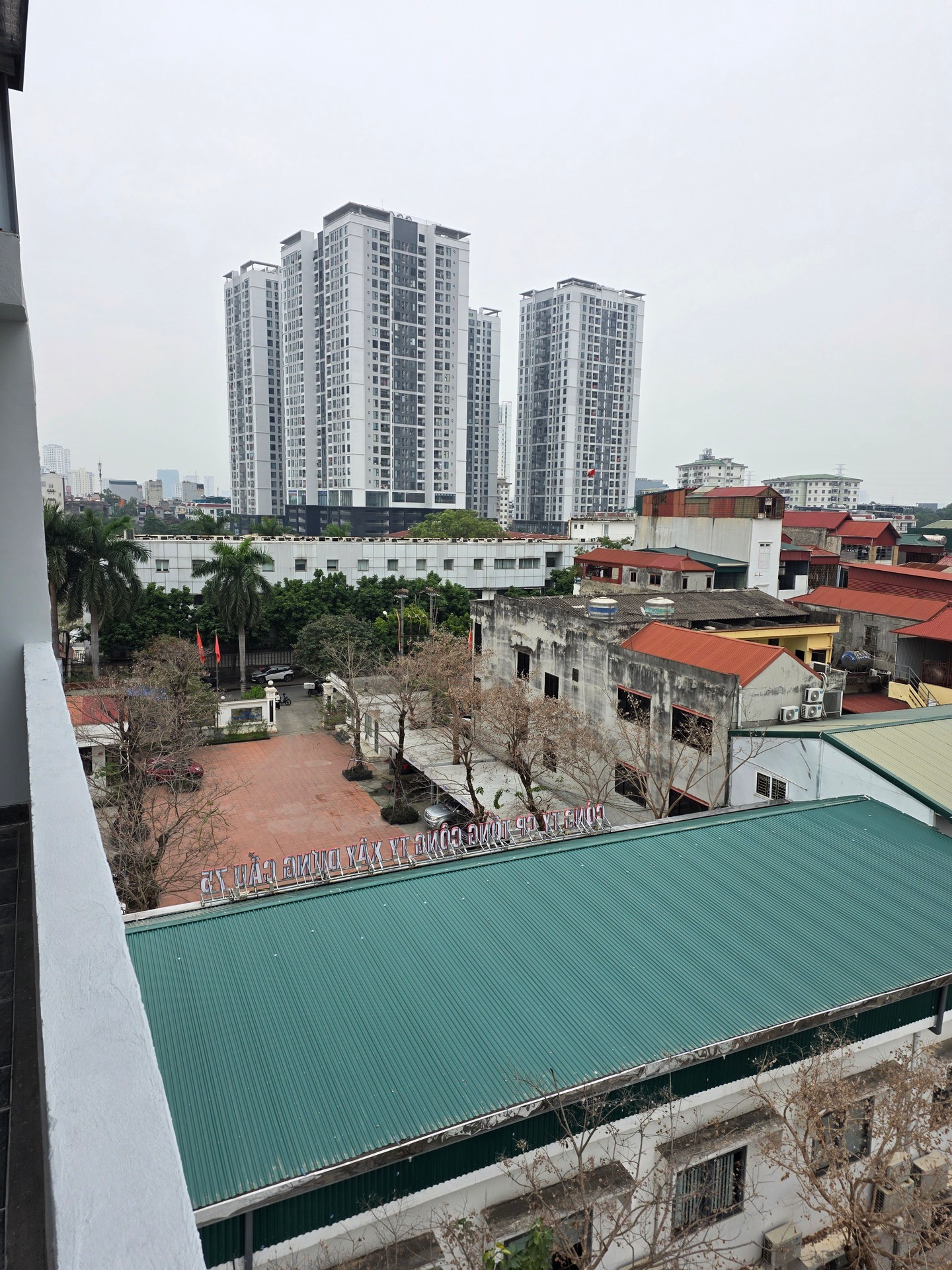 Bán nhà Ngọc Hồi - diện tích 40m2 6 tầng - Nhà mới đẹp lung linh, thang máy - giá 9 tỷ