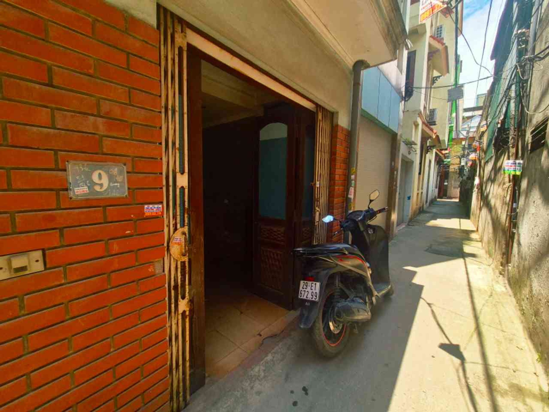 Bán nhà Trịnh Đình Cửu - diện tích 50m2 3 tầng - Ngõ thông kinh doanh - giá 12,9 tỷ