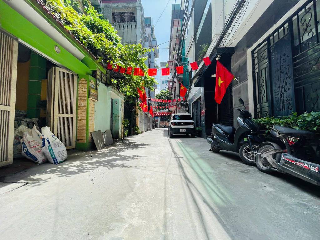 Bán nhà Định Công Thượng - diện tích 71m2 5 tầng - Ô tô tránh - giá 16,9 tỷ