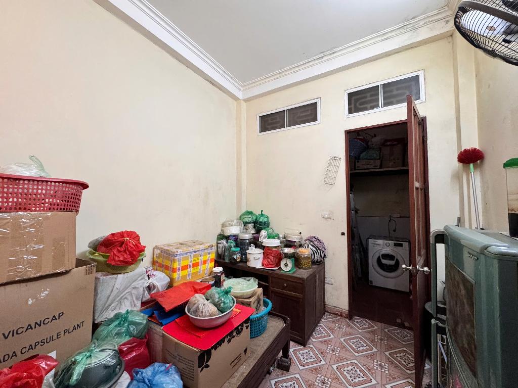 Bán nhà Nguyễn Văn Trỗi - diện tích 74.2m2 4 tầng - Ô TÔ - NGÕ THÔNG - giá 20,7 tỷ