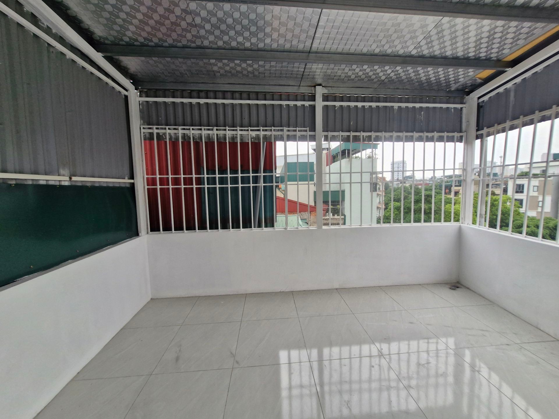 Bán nhà Trại Cá - diện tích 19m2 5 tầng - Nhà mới đẹp, ngõ nông - giá 6,6 tỷ