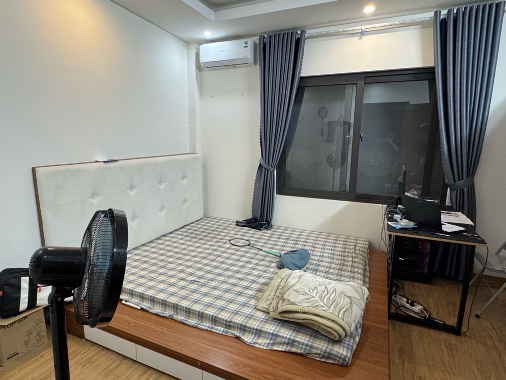 Bán nhà Đại La - diện tích 43m2 5 tầng - Nhà đẹp thoáng trước sau - giá 10,5 tỷ