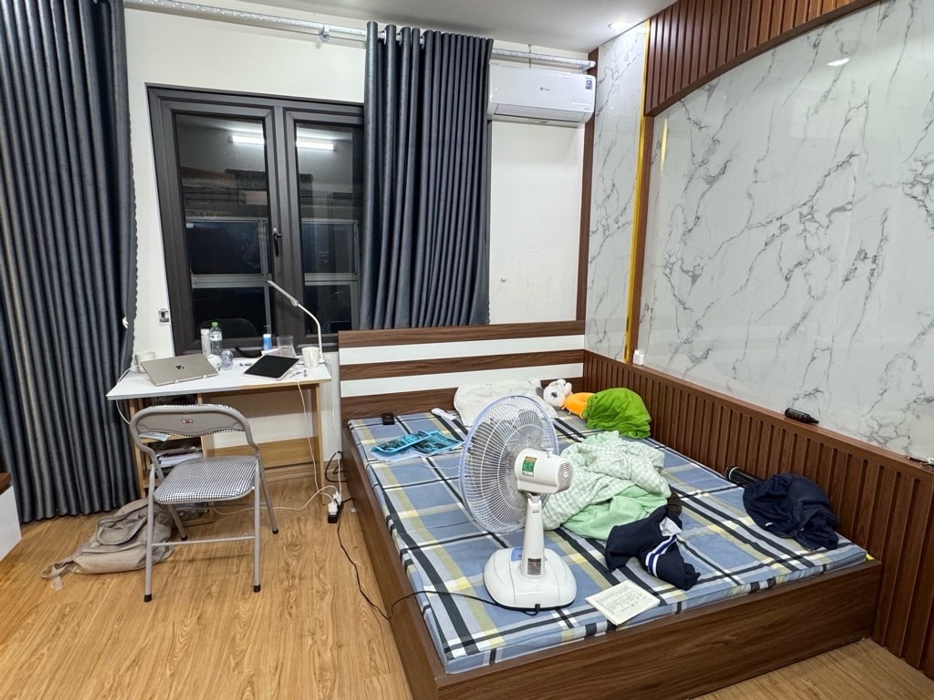 Bán nhà Đại La - diện tích 43m2 5 tầng - Nhà đẹp thoáng trước sau - giá 10,5 tỷ