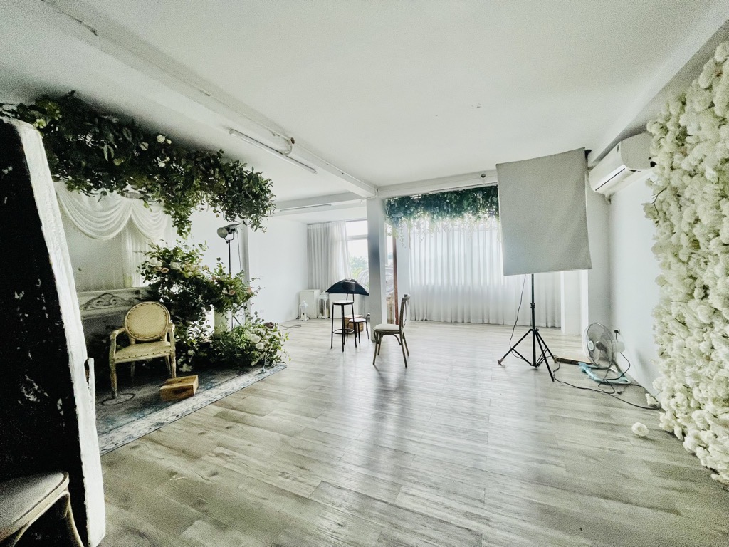 Bán nhà Đặng Tiến Đông - diện tích 58m2 7 tầng - Ô tô tránh - giá 42 tỷ