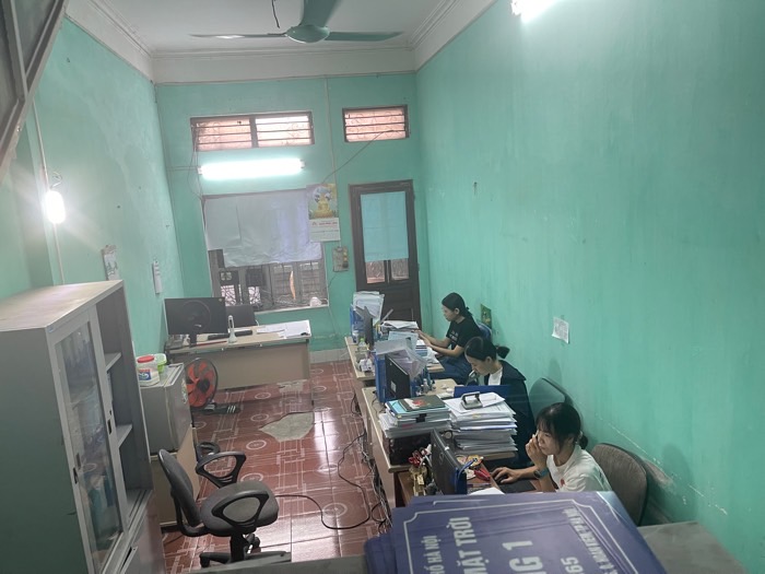 Bán nhà Hồng Hà - diện tích 222m2 3 tầng - Ô tô tránh - giá 50 tỷ