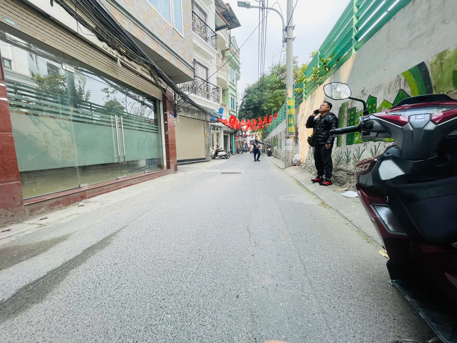 Bán nhà Cự Lộc - diện tích 58m2 5 tầng - Mặt phố kinh doanh sầm uất - giá 31 tỷ