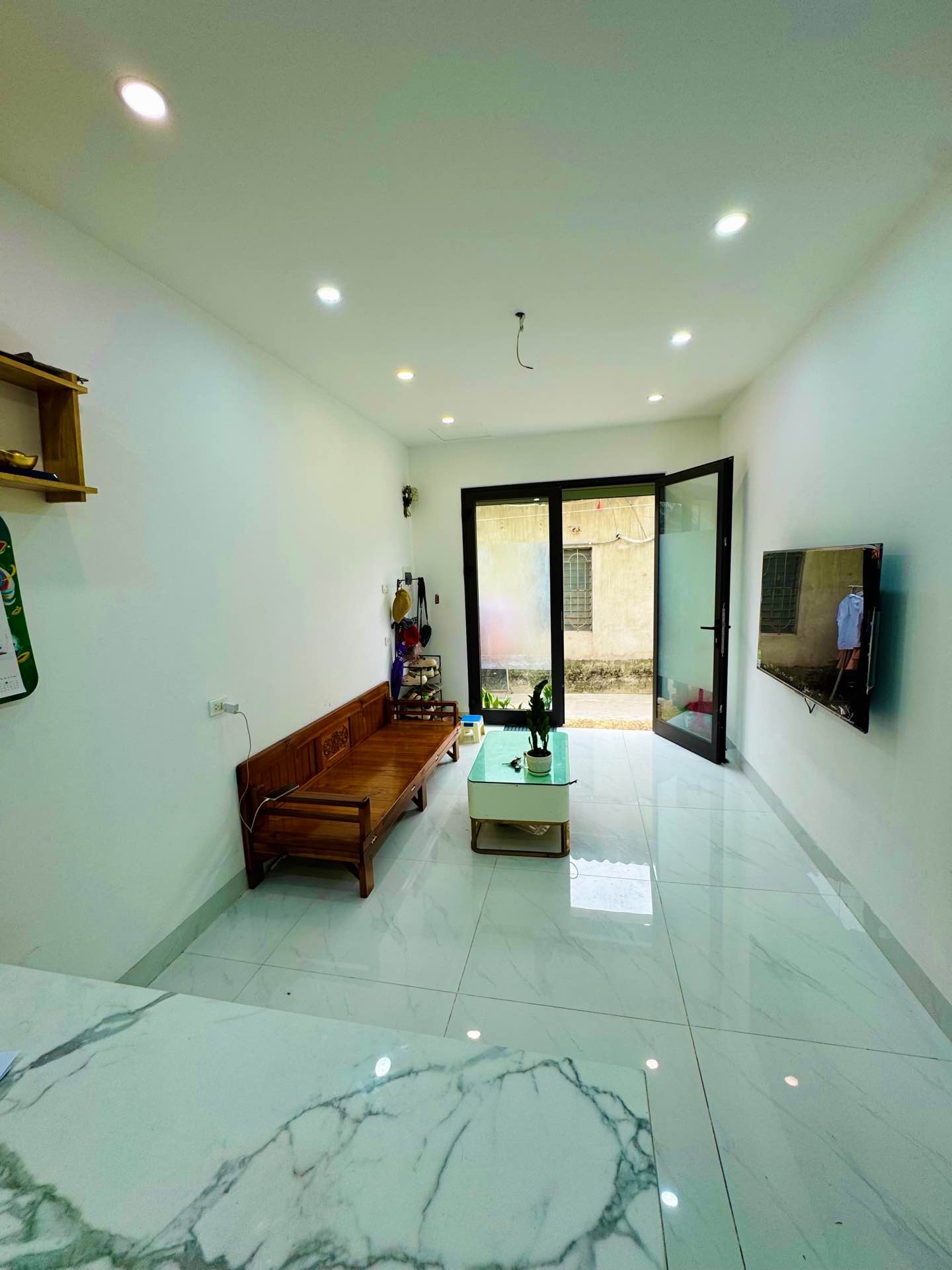 Bán nhà Vĩnh Tuy - diện tích 35m2 2 tầng - Lô góc thoáng đẹp - giá 1,8 tỷ