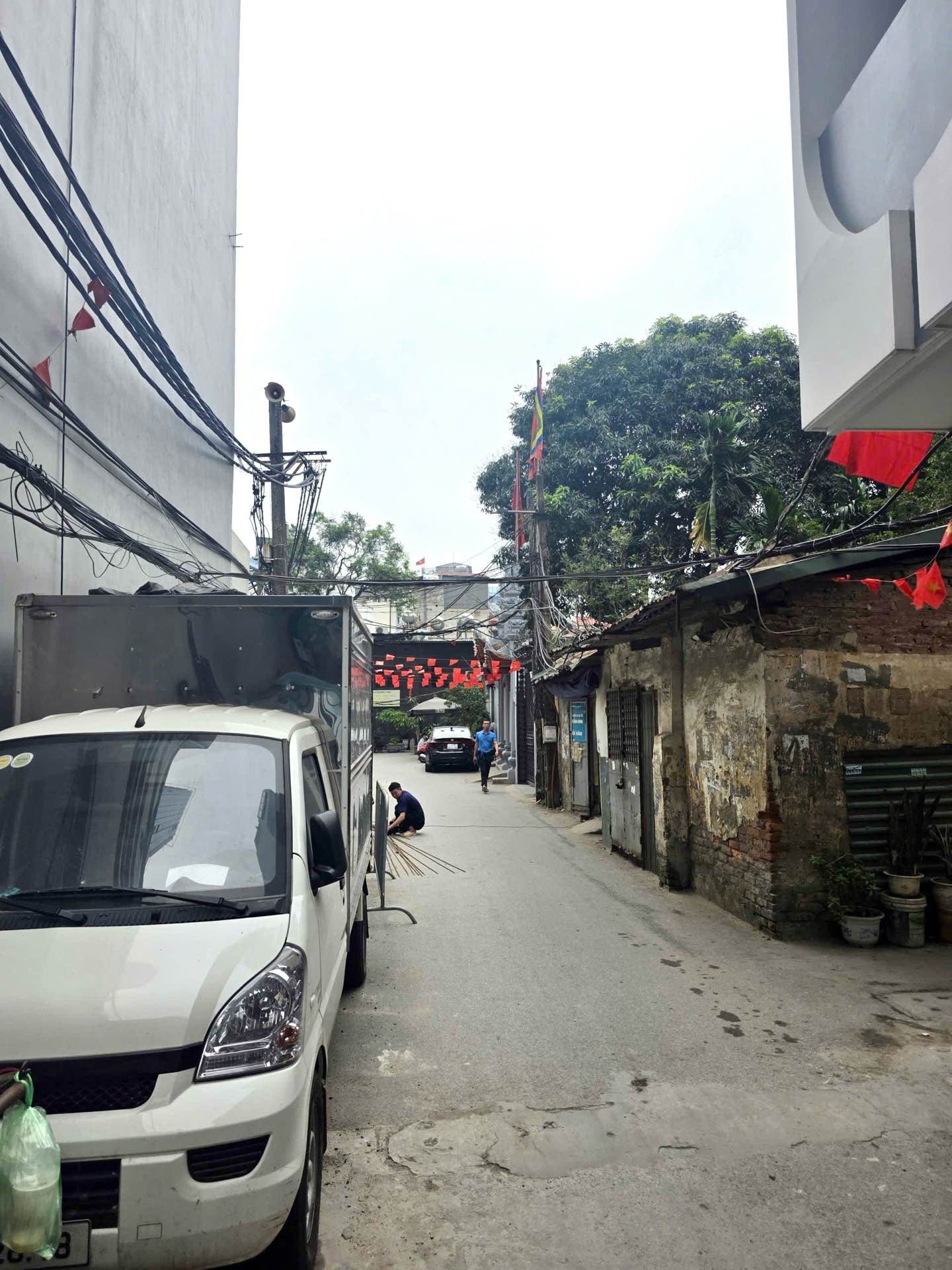 Bán nhà Láng - diện tích 177m2 1 tầng - Lô góc 2 mặt thoáng - giá 85 tỷ